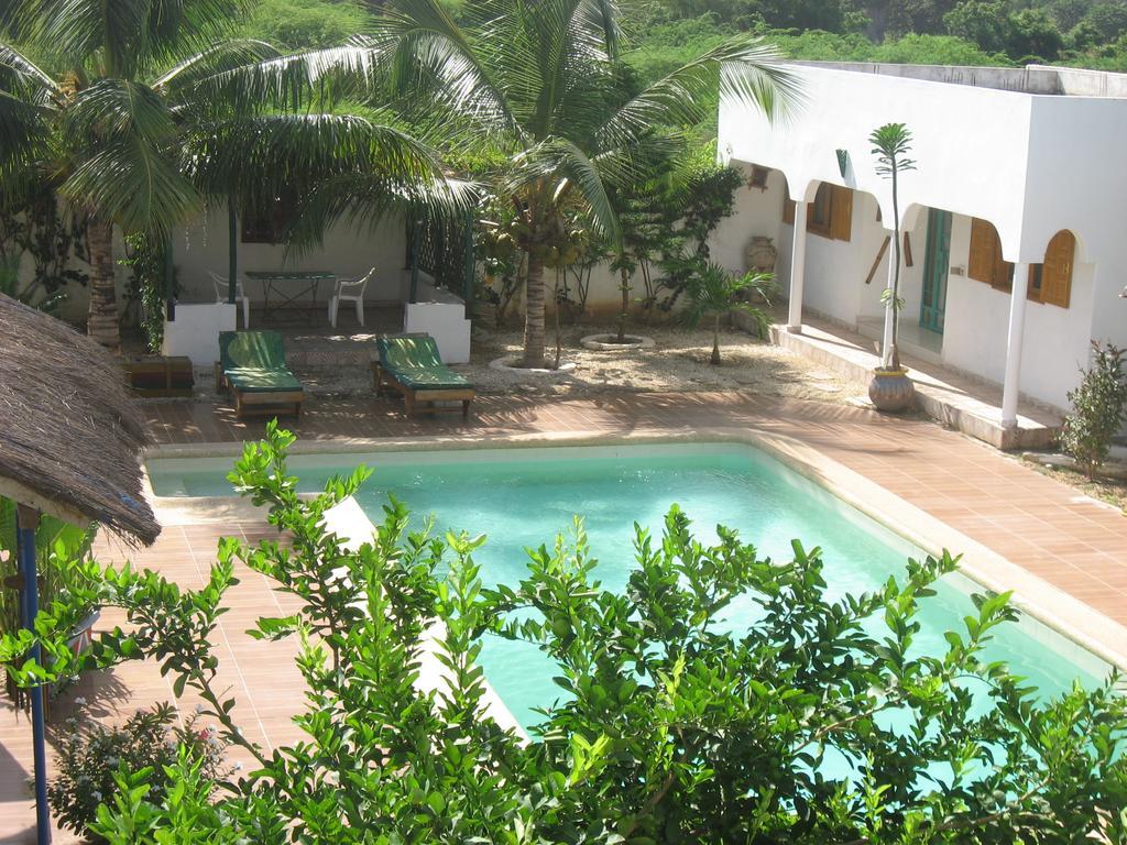 Babao Hotel M'Bour Exterior foto