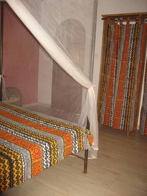 Babao Hotel M'Bour Exterior foto