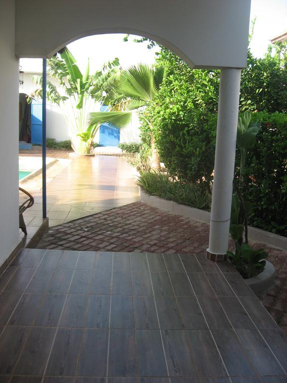 Babao Hotel M'Bour Habitación foto